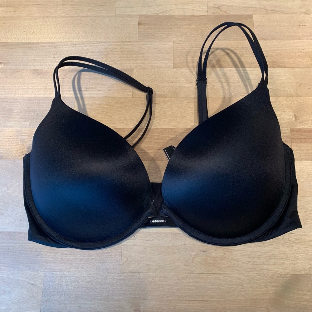 Victoria’s Secret push up bra - Size 34DD